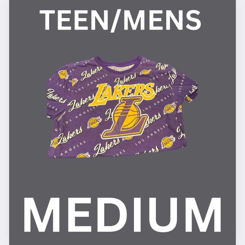 TEEN OR MENS LA LAKERS TEE- MEDIUM